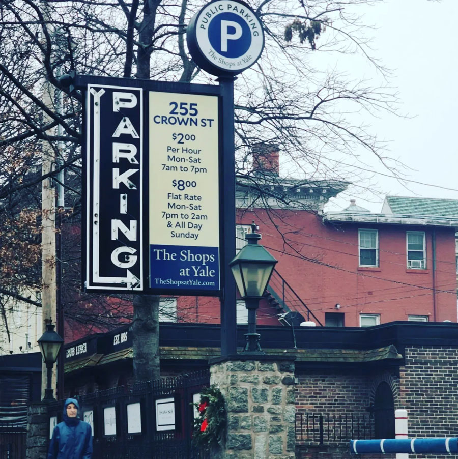 Parking lot for Shiana Hair Salon in New Haven at The Shops at Yale